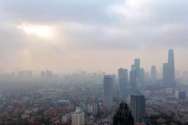 如何提高空氣質(zhì)量實時監(jiān)測能力？